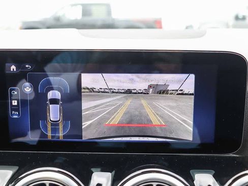 Used 2025 Mercedes-Benz GLA 250 image 26