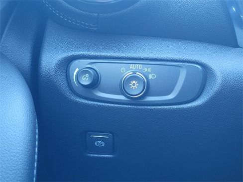 Certified 2024 Chevrolet Blazer LT w/ Driver Confidence Package image 32