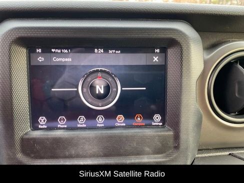 Used 2018 Jeep Wrangler Unlimited Sport S image 12