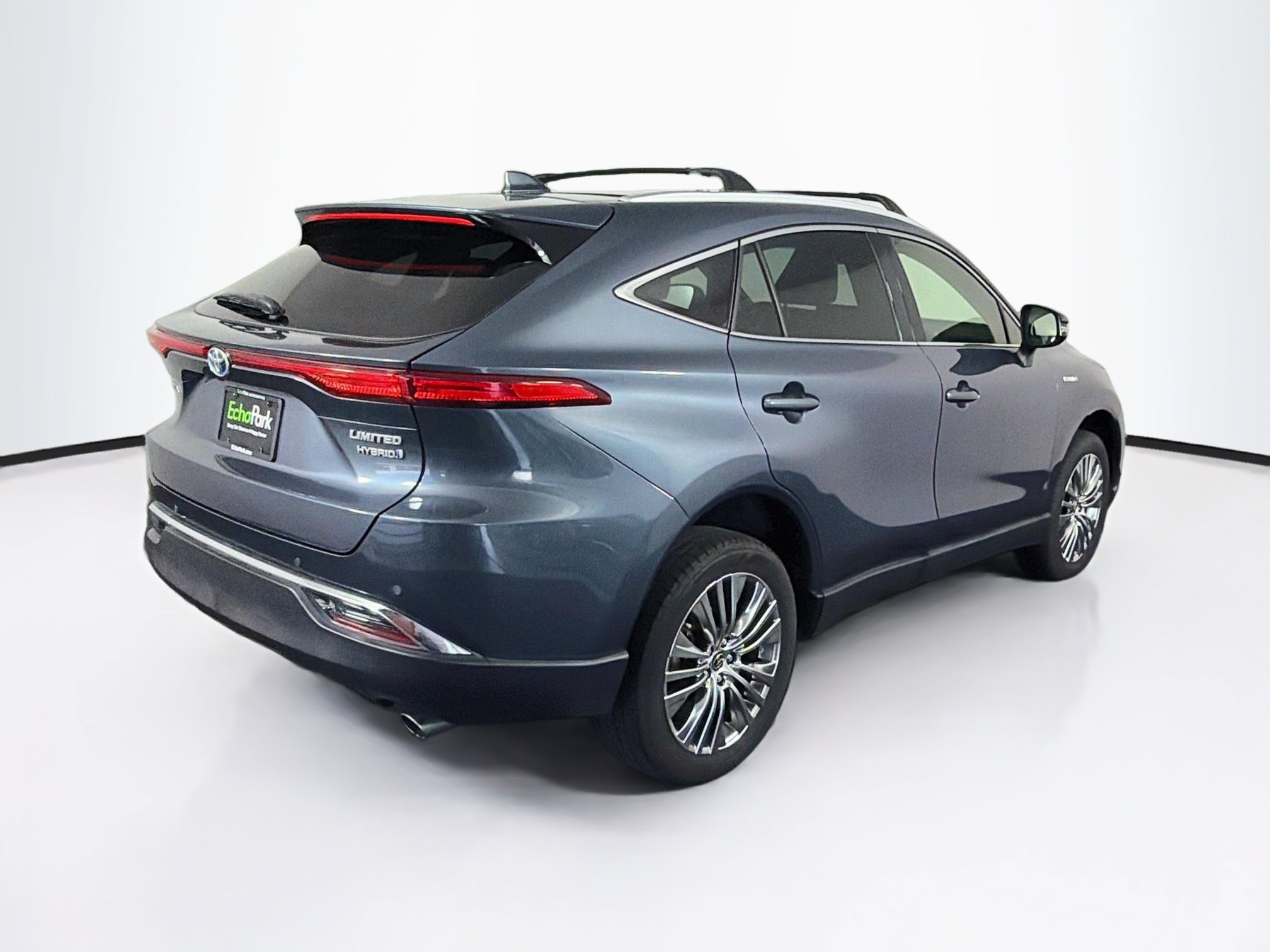 Used 2021 Toyota Venza Limited AWD/4WD image 9