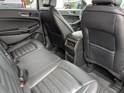 Used 2023 Ford Edge SEL w/ Convenience Package AWD/4WD image 16