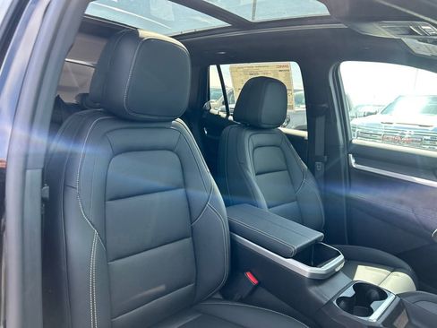 New 2026 GMC Terrain Elevation w/ Elevation Premium Package AWD/4WD image 36