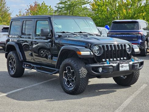 Used 2022 Jeep Wrangler Unlimited Rubicon 4xe w/ Steel Bumper Group AWD/4WD image 3