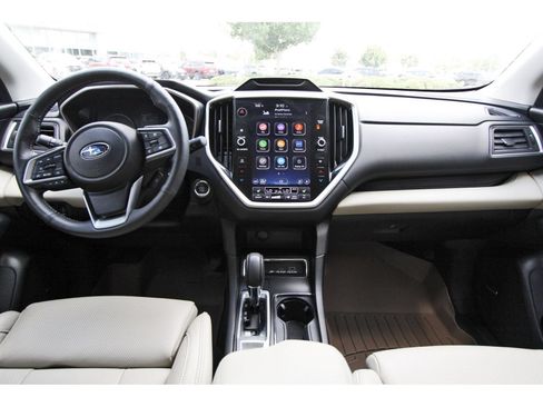Used 2023 Subaru Ascent Limited w/ Technology Package AWD/4WD image 9