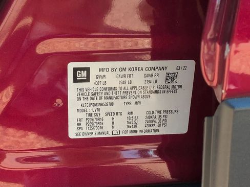 Used 2022 Chevrolet Trax LT w/ LT Convenience Package image 33