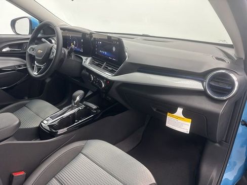 New 2026 Chevrolet Trax LT w/ Driver Confidence Package image 27