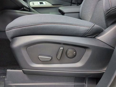 New 2025 Ford Explorer Active image 20