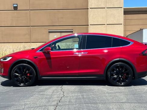Used 2020 Tesla Model X Performance AWD/4WD image 8