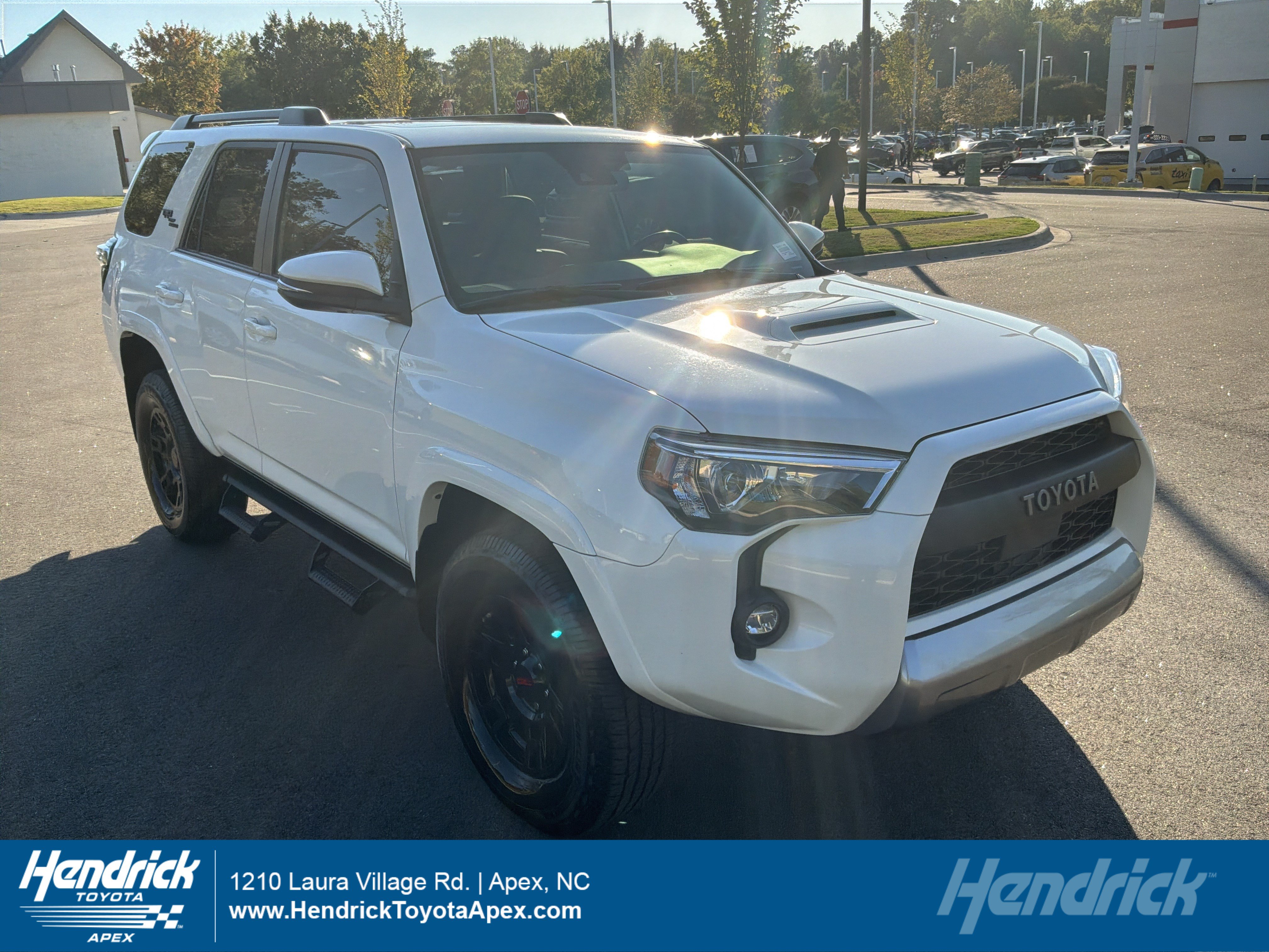 Used 2021 Toyota 4Runner TRD Off-Road Premium w/ Moonroof Package AWD/4WD image 1
