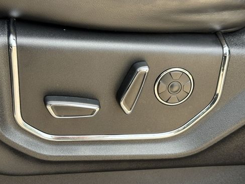 Used 2017 Ford F150 Platinum AWD/4WD image 29