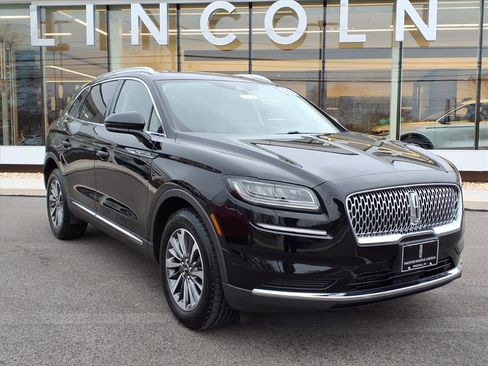 Certified 2023 Lincoln Corsair AWD image 1