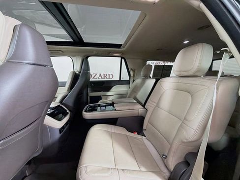 Certified 2023 Lincoln Navigator L Reserve RWD image 29