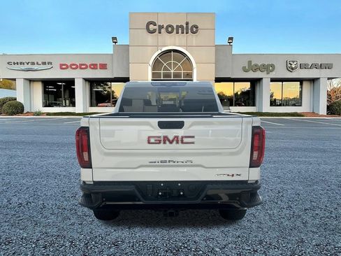 Used 2023 GMC Sierra 1500 AT4X AWD/4WD image 4