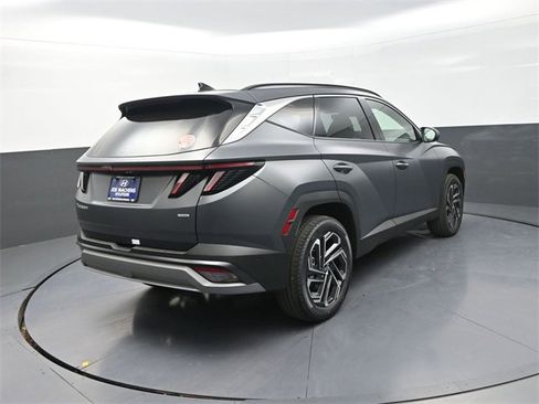 New 2026 Hyundai Tucson Limited image 8