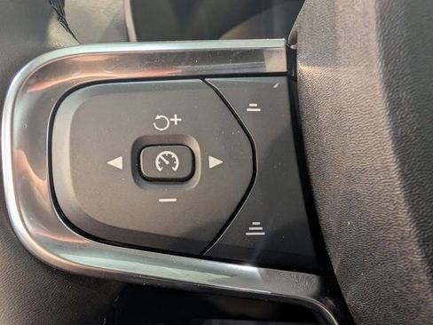 New 2026 Volvo XC40 B5 Plus w/ Protection Package Premier image 17