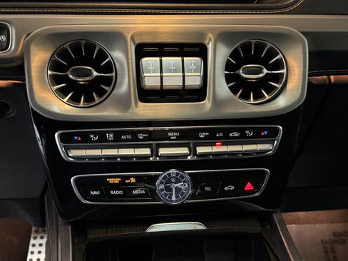 Used 2020 Mercedes-Benz G 550 image 32