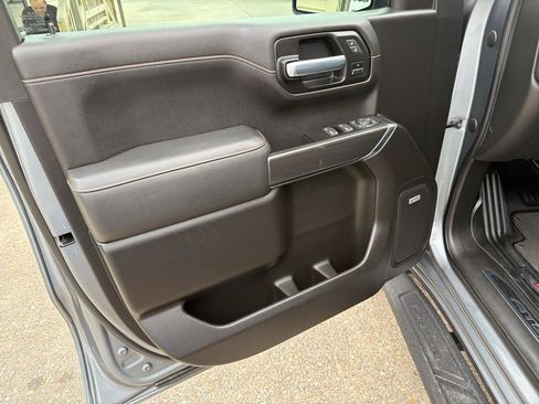 Used 2022 GMC Sierra 1500 AT4 w/ AT4 Premium Package AWD/4WD image 17