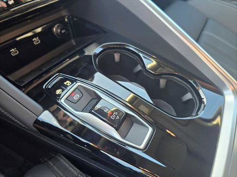 New 2025 Audi Q5 Prestige image 31