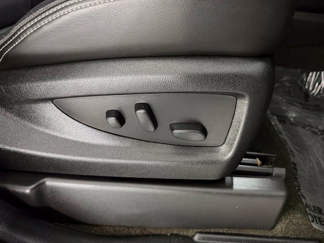Used 2018 GMC Yukon Denali AWD/4WD image 30