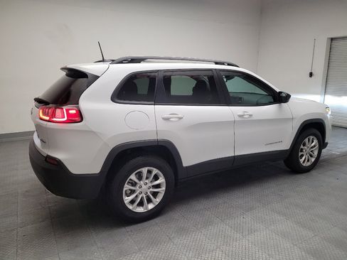 Used 2022 Jeep Cherokee Latitude Lux w/ Sun & Sound Group AWD/4WD image 10