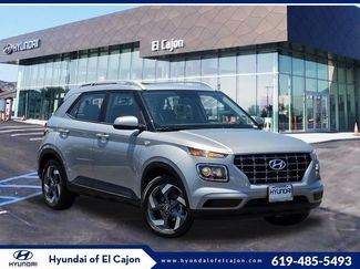 New 2025 Hyundai Venue SEL video 1
