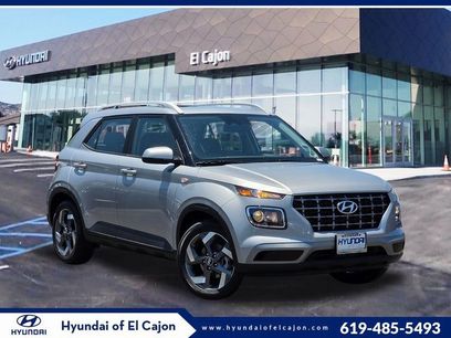 New 2025 Hyundai Venue SEL