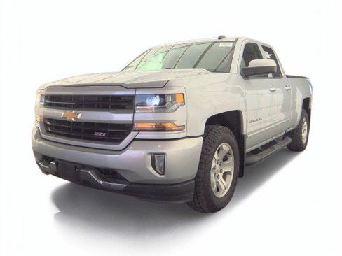 Used 2018 Chevrolet Silverado 1500 LT w/ All Star Edition AWD/4WD image 4