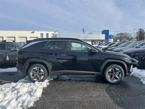 New 2026 Hyundai Tucson SEL image 2