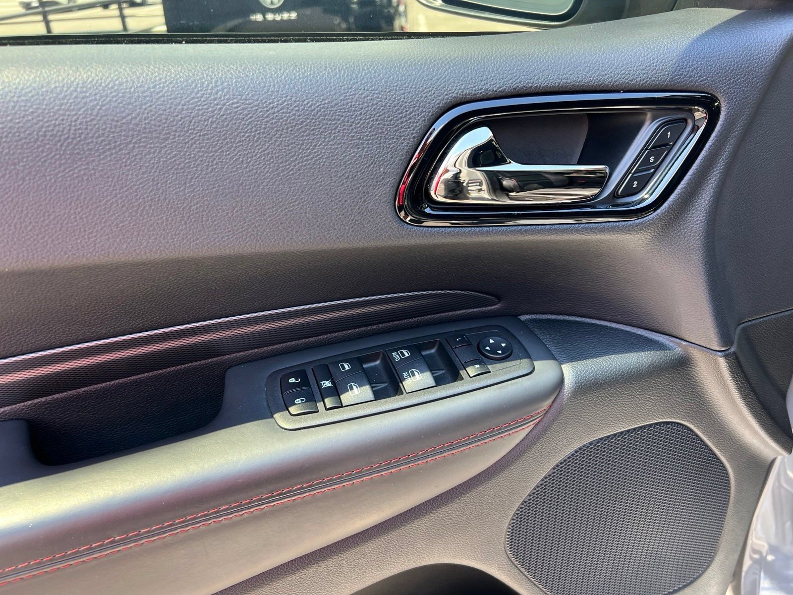 Used 2023 Dodge Durango R/T RWD image 28