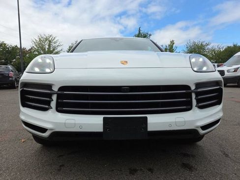 Used 2022 Porsche Cayenne AWD/4WD image 21