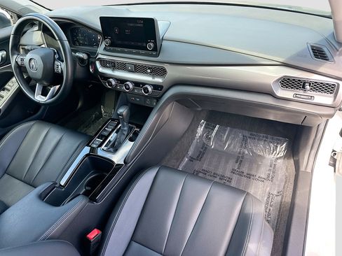 Used 2024 Acura Integra image 32