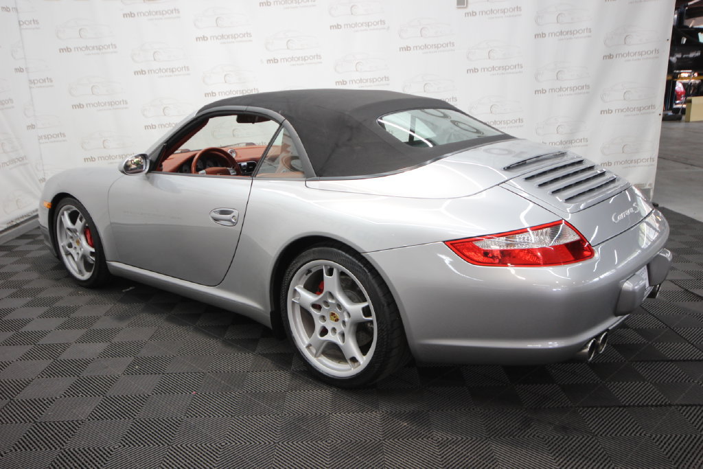 Used 2006 Porsche 911 Carrera S RWD image 3