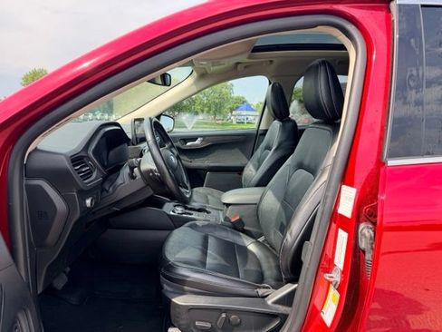 Used 2020 Ford Escape Titanium AWD/4WD image 7