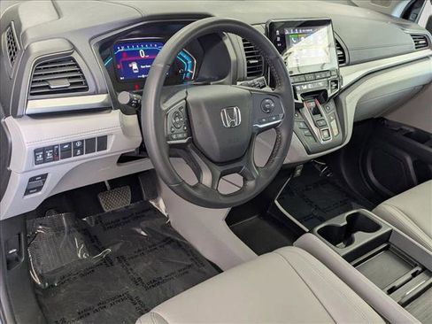 Used 2023 Honda Odyssey EX-L image 10