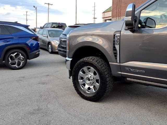 Used 2026 Ford F350 Lariat w/ Lariat Ultimate Package AWD/4WD image 22