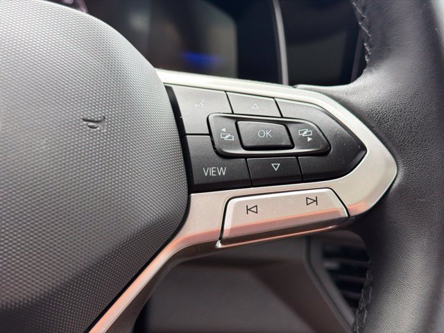Used 2025 Volkswagen Jetta SE FWD image 22