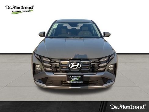 New 2026 Hyundai Tucson SE image 2