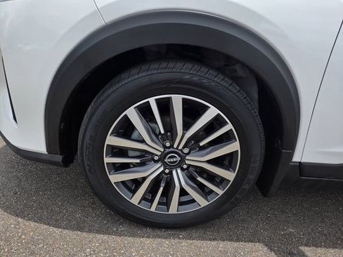 Used 2022 Nissan Kicks SV FWD image 24