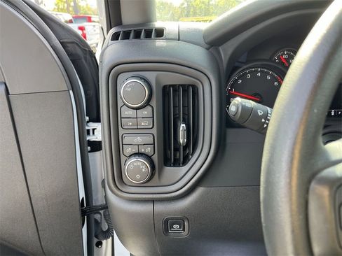 New 2024 Chevrolet Silverado 1500 W/T w/ Trailering Package image 18