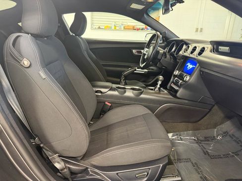 Used 2018 Ford Mustang GT w/ Equipment Group 301A RWD image 21