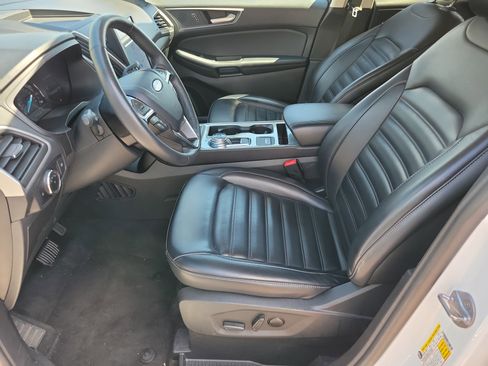 Used 2024 Ford Edge SEL AWD/4WD image 4