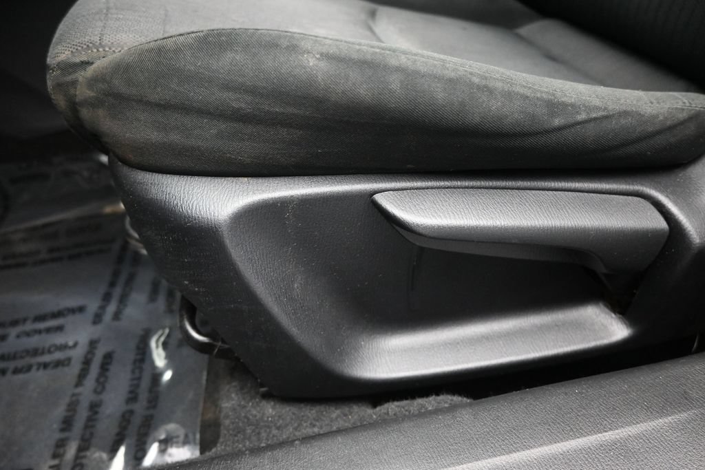 Used 2015 MAZDA MAZDA3 i Sport FWD image 10