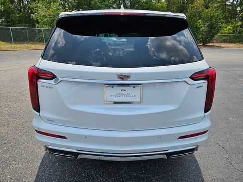 Used 2023 Cadillac XT6 Premium Luxury w/ Platinum Package AWD/4WD image 6