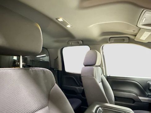 Used 2018 Chevrolet Silverado 1500 LT image 26