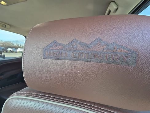 Used 2016 Chevrolet Silverado 1500 High Country w/ High Country Premium Package image 19