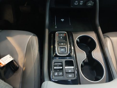 Used 2023 Honda Pilot Touring image 30