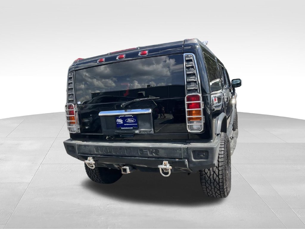 Used 2004 HUMMER H2 w/ Preferred Equipment Group AWD/4WD image 3