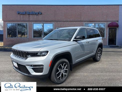 New 2025 Jeep Grand Cherokee Limited w/ MOPAR Finishing Package image 1