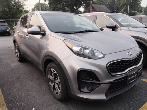 Used 2020 Kia Sportage LX FWD image 10