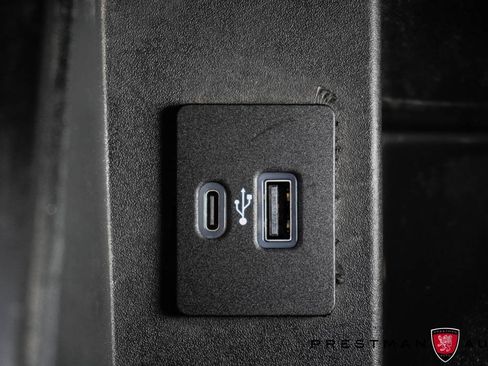 Used 2022 Ford F350 Platinum w/ FX4 Off-Road Package image 47